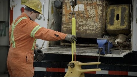 Heavy-duty equipment mechanic